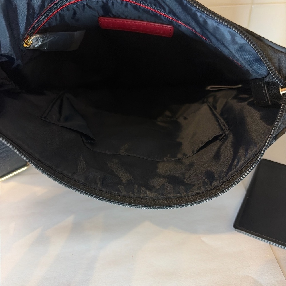 Tommy Hilfiger Black Logo Jacquard Crossbody Bag - Picture 4 of 4